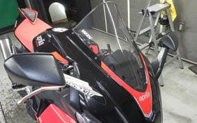 APRILIA RSV4 1100ファクトリ 2023