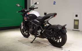 TRIUMPH TRIDENT 660 2024