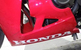 HONDA CBR650R E-Clutch 2025