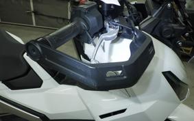 HONDA X-ADV 750 2025 RH21