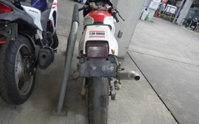YAMAHA FZR400