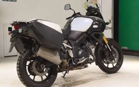 SUZUKI Vｽﾄﾛｰﾑ1000A 2016 VU51A