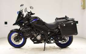 SUZUKI Vストローム650XTA C733M