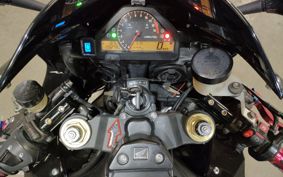 HONDA CBR1000RR 2004 SC57
