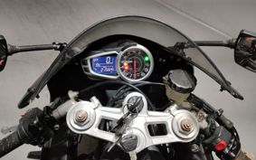 TRIUMPH DAYTONA 675 2010 TMD106
