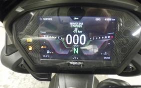 TRIUMPH STREET TRIPLE RS 2022