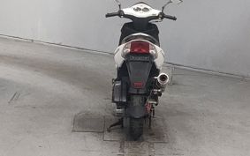 PGO G-MAX220 ..