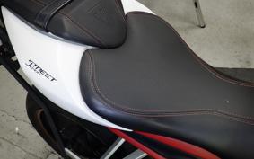 TRIUMPH STREET TRIPLE R 2018