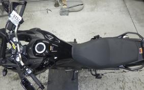 SUZUKI Vｽﾄﾛｰﾑ650XTA 2026 C733M