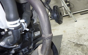 HUSQVARNA SVARTPILEN 125 2011