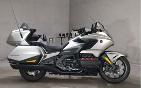 HONDA GL1800 TOUR  2025 SC79