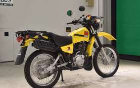 YAMAHA AG200 1FE
