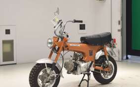 HONDA DAX 70 ST70