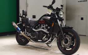 YAMAHA VMAX 2005