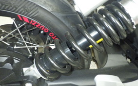 MOTO GUZZI V85 TT 2022
