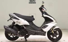 ADVIA R125