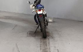 SUZUKI DJEBEL250XC SJ45A