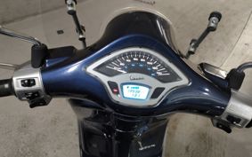 VESPA PRIMA BEIGE RA125 M8210