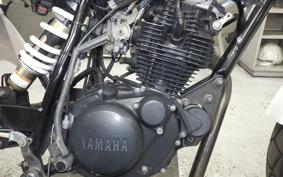 YAMAHA TW225 DG09J