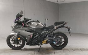 YAMAHA YZF-R25 RG10J