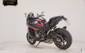 BMW M1000XR M Package 2024