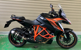 KTM 1290 SUPER DUKE GT 2021 V6940