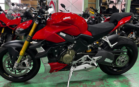 DUCATI  DUCATI  STREET  FIGHTER V4S 2022 1F00