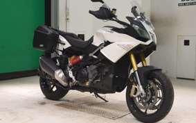 APRILIA CAPONORD 1200 2015