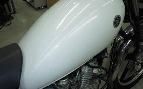 YAMAHA YB125SP 2001