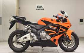 HONDA CBR600RR GEN 2 2006 PC37
