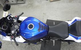 SUZUKI GSX-R600 2015