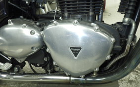 TRIUMPH BONNEVILLE 2008