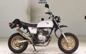 HONDA APE 50 2015 AC16