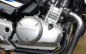 SUZUKI GSR250