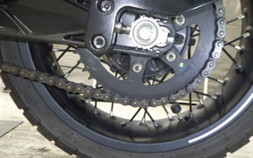 HUSQVARNA SVARTPILEN 125 2011