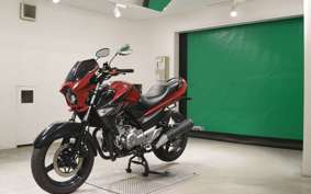 SUZUKI GSR250 2003
