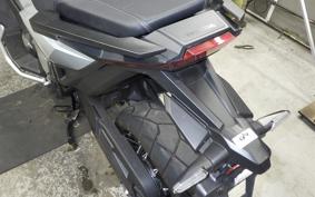 HONDA X-ADV 750 2023 RH10