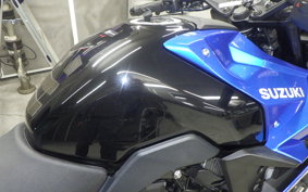 SUZUKI GSX-8R 2024 EM1AA