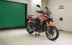 HONDA CB200X