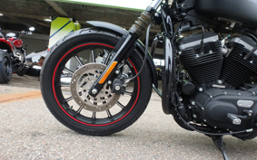 HARLEY XL883N 2011 LE2