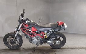 DUCATI  DUCATI  HYPERMOTARD 796 B101AA