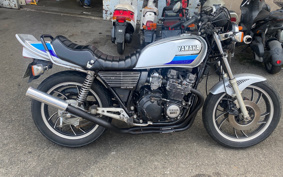 YAMAHA XJ550 2026 4V8