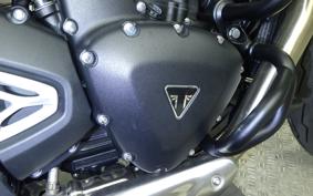 TRIUMPH THRUXTON400 2026