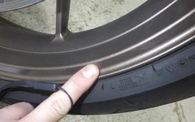 HONDA CB650R E-Clutch 2024 RH17