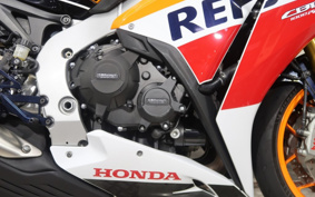 HONDA CBR1000RR SP ED 2015 SC59