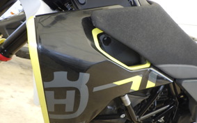 HUSQVARNA 701SM 2024