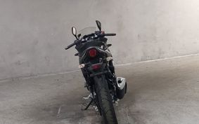 SUZUKI GSX250 R DN11A