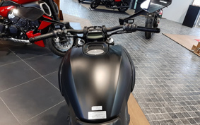 DUCATI DIAVEL DARK 2015