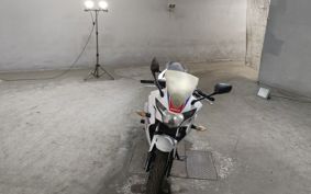 HONDA CBR125R JC50
