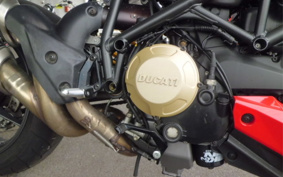 DUCATI STREET FIGHTER 1098 2010 ZDMF100AA9B